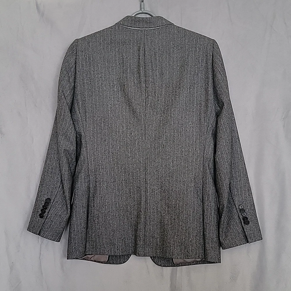 Slim Fit Striped Blazer, Wool, 4 Button Clouser, Size 38 REG, 4 hidden p…